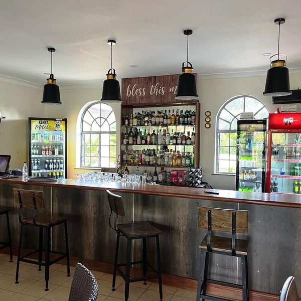 Bar and Lounge at Tala Ridge Country Resort